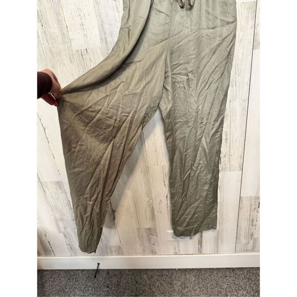 Green jumpsuit size small - Picture 3 of 7